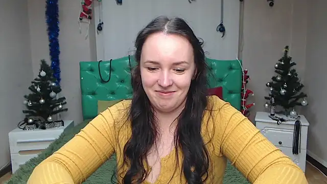 IsabelBlackberry online show from January 6, 2025, 3:19 pm