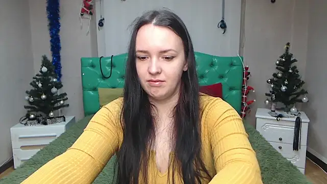 IsabelBlackberry online show from January 12, 2025, 6:06 am