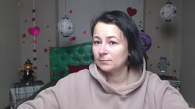 MarieSho online show from November 10, 2025, 7:07 am