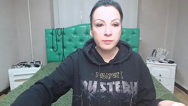 ElizabethSho online show from December 15, 2024, 6:26 pm