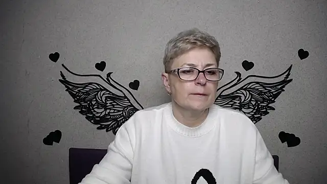 Snapshot of EmiliaGree chatting on March 22, 2026, 6:00 pm EmiliaGree online show from March 22, 2026, 6:00 pm