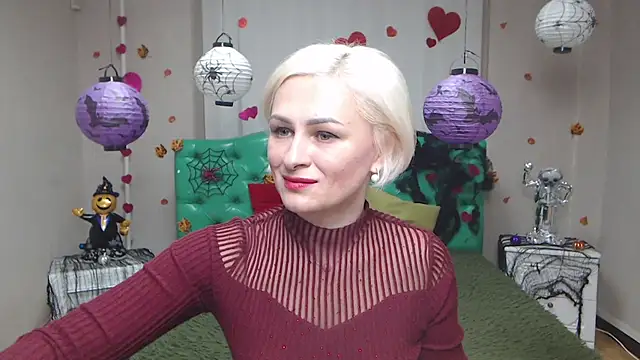 OliviaHorst online show from October 20, 2025, 5:24 pm