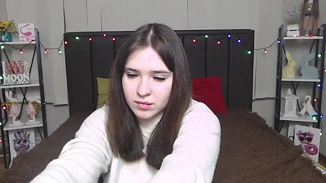 LauraHlot online show from February 1, 2025, 4:03 am