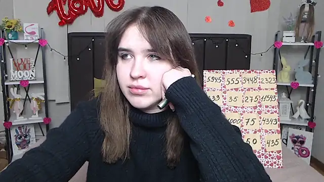 LauraHlot online show from February 24, 2025, 6:38 am