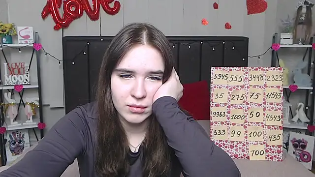 LauraHlot online show from March 21, 2025, 4:18 pm