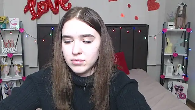 LauraHlot online show from March 22, 2025, 9:34 am