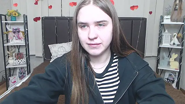 LauraHlot online show from May 31, 2026, 6:09 pm