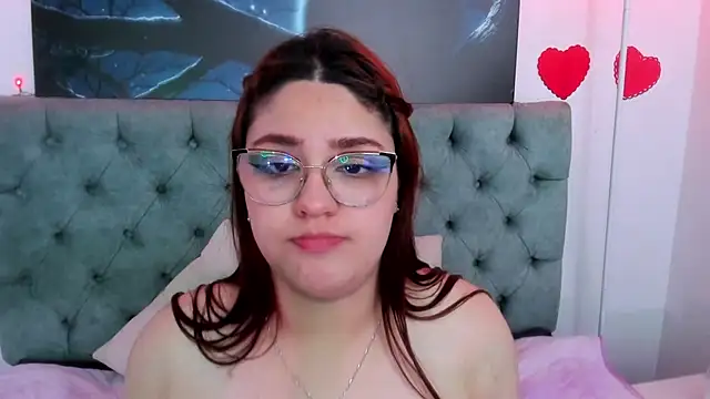 Camiila Osorio online show from March 18, 2025, 9:52 am