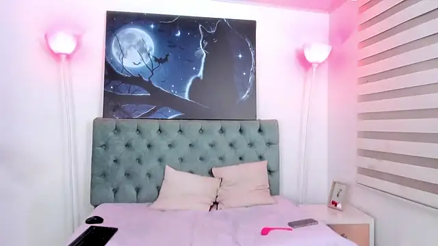 Camiila Osorio online show from March 20, 2025, 10:10 am