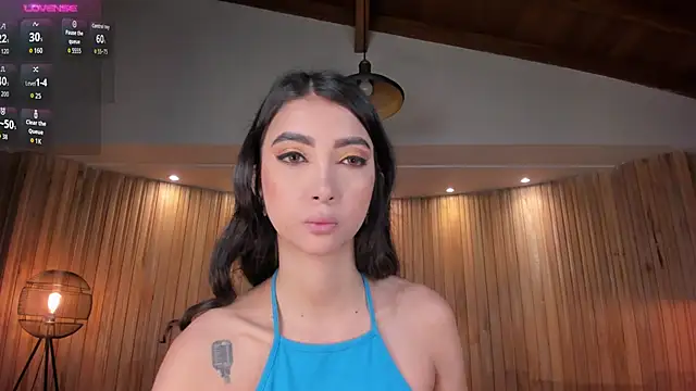 Snapshot of ValeriaVelvet chatting on December 16, 2025, 12:21 pm ValeriaVelvet online show from December 16, 2025, 12:21 pm