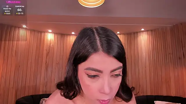 Snapshot of ValeriaVelvet chatting on December 17, 2025, 12:22 pm ValeriaVelvet online show from December 17, 2025, 12:22 pm