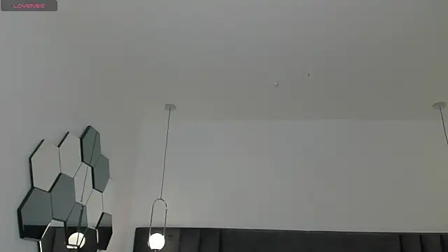 Snapshot of ValeriaVelvet chatting on January 13, 2026, 12:21 pm ValeriaVelvet online show from January 13, 2026, 12:21 pm