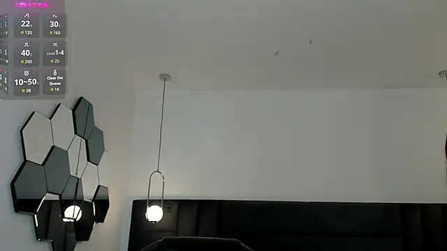 Snapshot of ValeriaVelvet chatting on January 14, 2026, 12:11 pm ValeriaVelvet online show from January 14, 2026, 12:11 pm