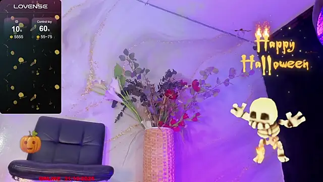 Karla-Ebony online show from October 31, 2025, 1:45 pm