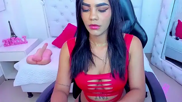 silvana  miller online show from February 15, 2025, 7:17 pm