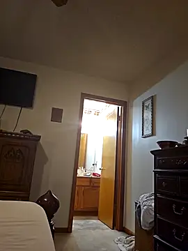 Snapshot of coolbrease10 chatting on December 5, 2024, 9:39 pm coolbrease10 online show from December 5, 2024, 9:39 pm