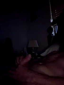 Snapshot of coolbrease10 chatting on December 17, 2024, 2:22 pm coolbrease10 online show from December 17, 2024, 2:22 pm