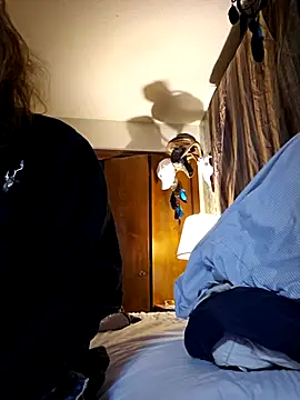 Snapshot of coolbrease10 chatting on January 7, 2025, 6:05 am coolbrease10 online show from January 7, 2025, 6:05 am