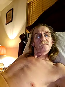 Snapshot of coolbrease10 chatting on January 15, 2025, 6:12 am coolbrease10 online show from January 15, 2025, 6:12 am