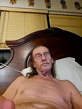 Snapshot of coolbrease10 chatting on February 7, 2025, 5:10 am coolbrease10 online show from February 7, 2025, 5:10 am