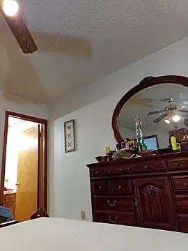 Snapshot of coolbrease10 chatting on February 23, 2025, 10:53 pm coolbrease10 online show from February 23, 2025, 10:53 pm