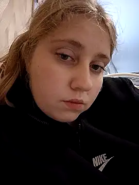 AnastasiaSky19 online show from November 4, 2025, 1:10 pm