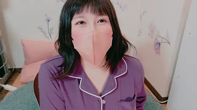 hazuki 8008 online show from December 11, 2024, 4:28 am