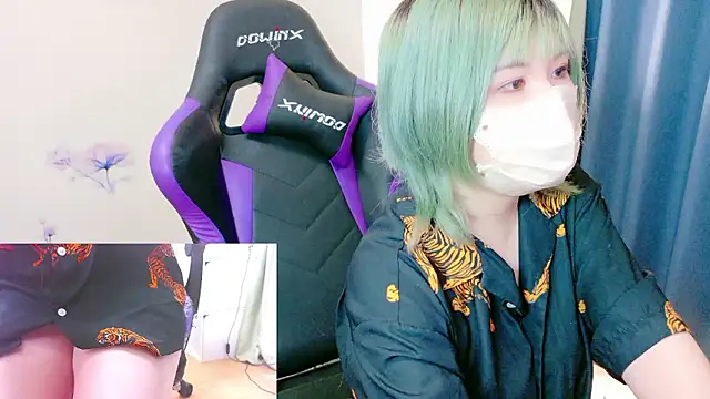 hazuki 8008 online show from September 29, 2025, 5:01 am