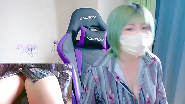 hazuki 8008 online show from September 30, 2025, 3:55 am