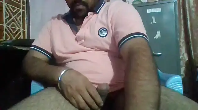 boyplay1000 online show from February 6, 2025, 3:41 pm