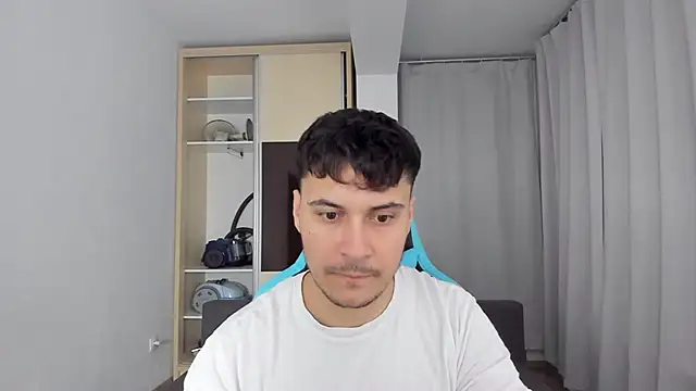 MatMalonne online show from February 11, 2025, 8:10 pm