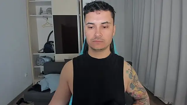 MatMalonne online show from April 20, 2026, 4:37 am