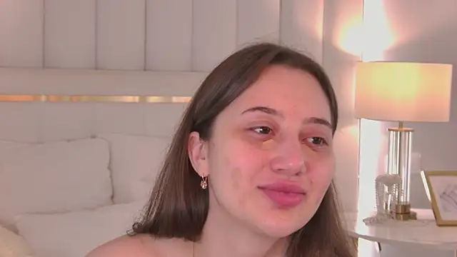 MaryReel online show from December 4, 2025, 9:29 am