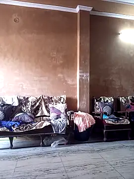 Shubuu  x online show from April 21, 2026, 7:58 am