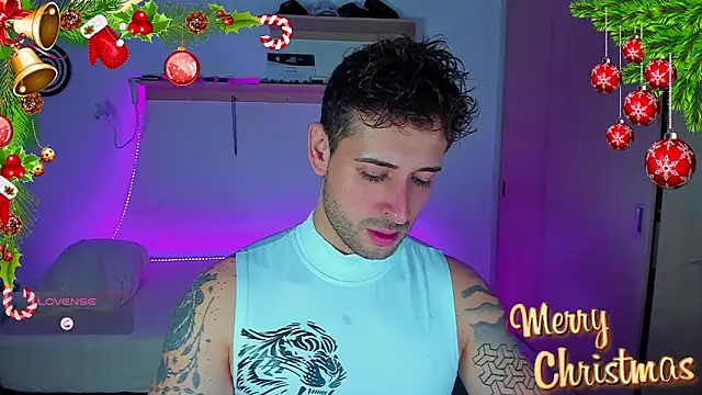 Snapshot of Ares_blue chatting on December 16, 2025, 11:15 am Ares blue online show from December 16, 2025, 11:15 am