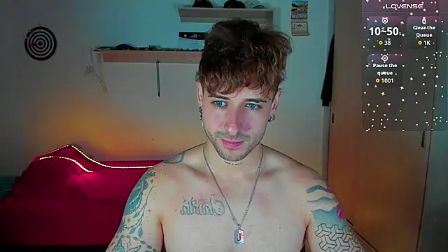 Snapshot of Ares_blue chatting on January 14, 2026, 1:17 pm Ares blue online show from January 14, 2026, 1:17 pm