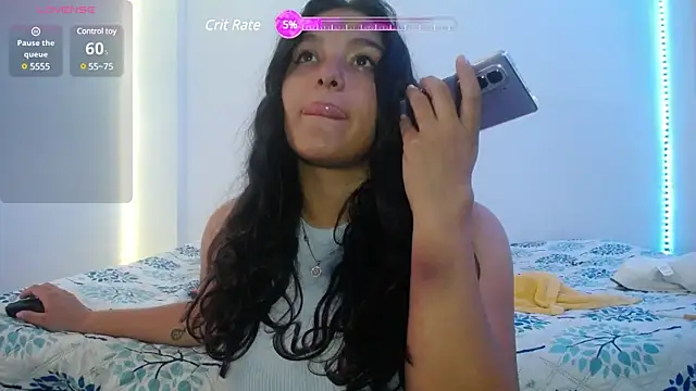 Laurenkenner  online show from February 12, 2025, 9:54 pm