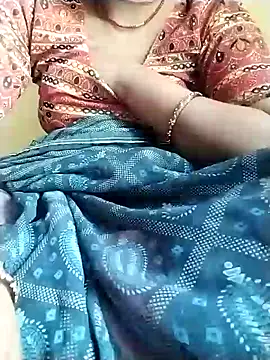 Snapshot of Cutkajal chatting on February 7, 2025, 8:01 am Cutkajal online show from February 7, 2025, 8:01 am