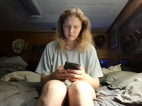 Ryan and Aurora online show from June 11, 2026, 1:42 pm