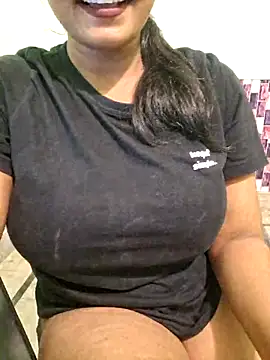 N-Natasha online show from September 27, 2025, 5:07 pm