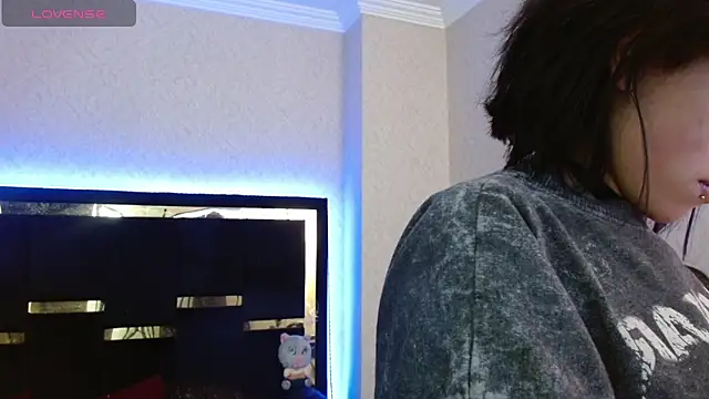 Bunny O online show from April 21, 2026, 12:23 am