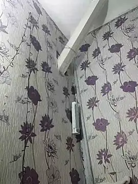 SweetLeila40 online show from February 28, 2025, 12:32 am