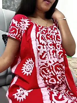 yhona darling online show from May 15, 2026, 7:59 am