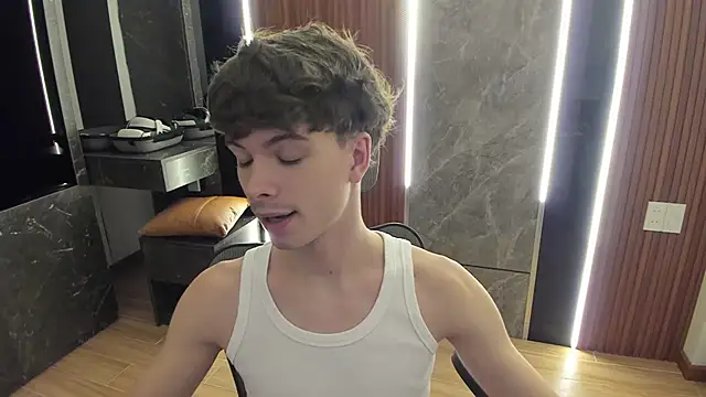 calvin love you online show from June 7, 2026, 5:06 pm