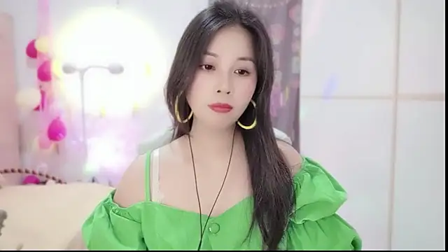 HK angelchloe online show from February 27, 2025, 11:10 am