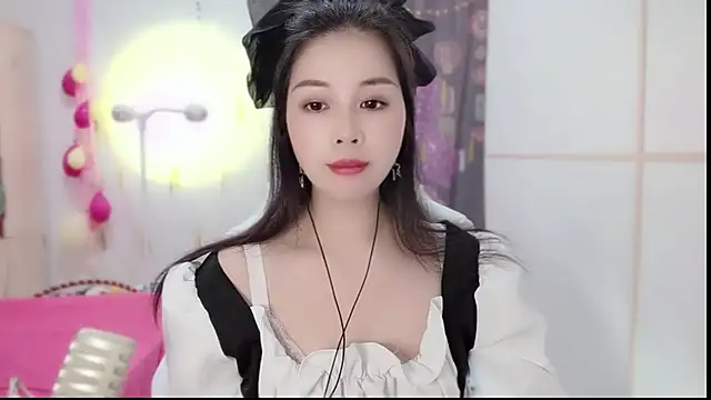 HK angelchloe online show from March 6, 2025, 1:05 am