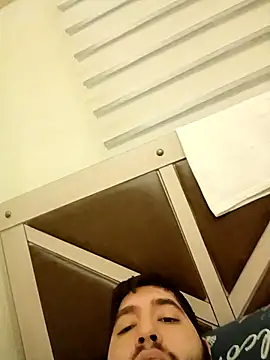 31cektirenbatuu online show from February 21, 2025, 10:15 pm