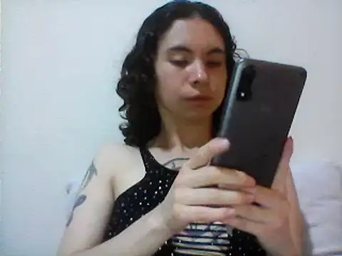 CELEna098rs707 online show from March 13, 2025, 4:49 am