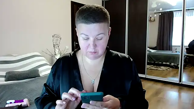 Annet1912 online show from October 27, 2025, 8:40 am