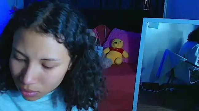 avans 15 online show from March 5, 2025, 8:10 pm